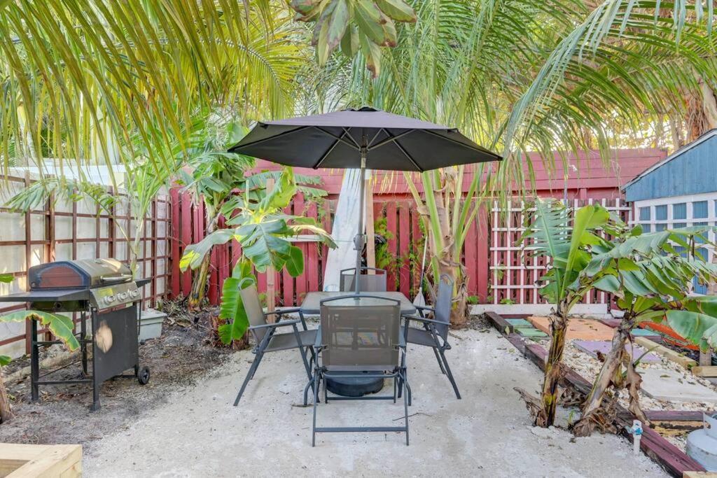 Enchanting 2Br/1Ba Casita 2 Blocks To Beach Villa Deerfield Beach Exterior foto